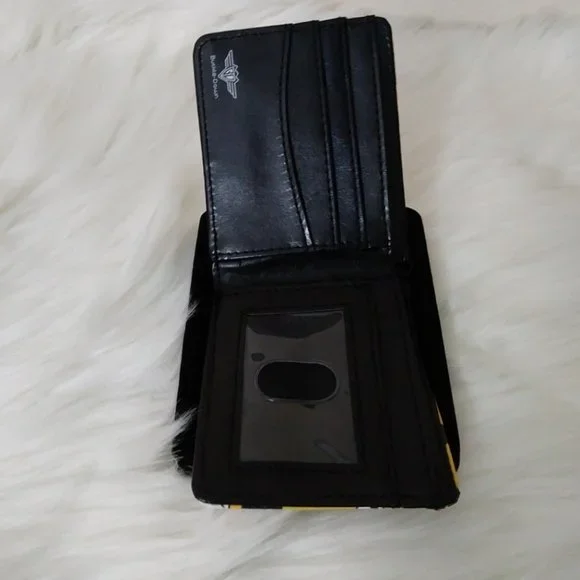 Disney Yellow Mickey and Minnie Bi-fold Wallet with Metal Tin Gift - Picture 13 of 16